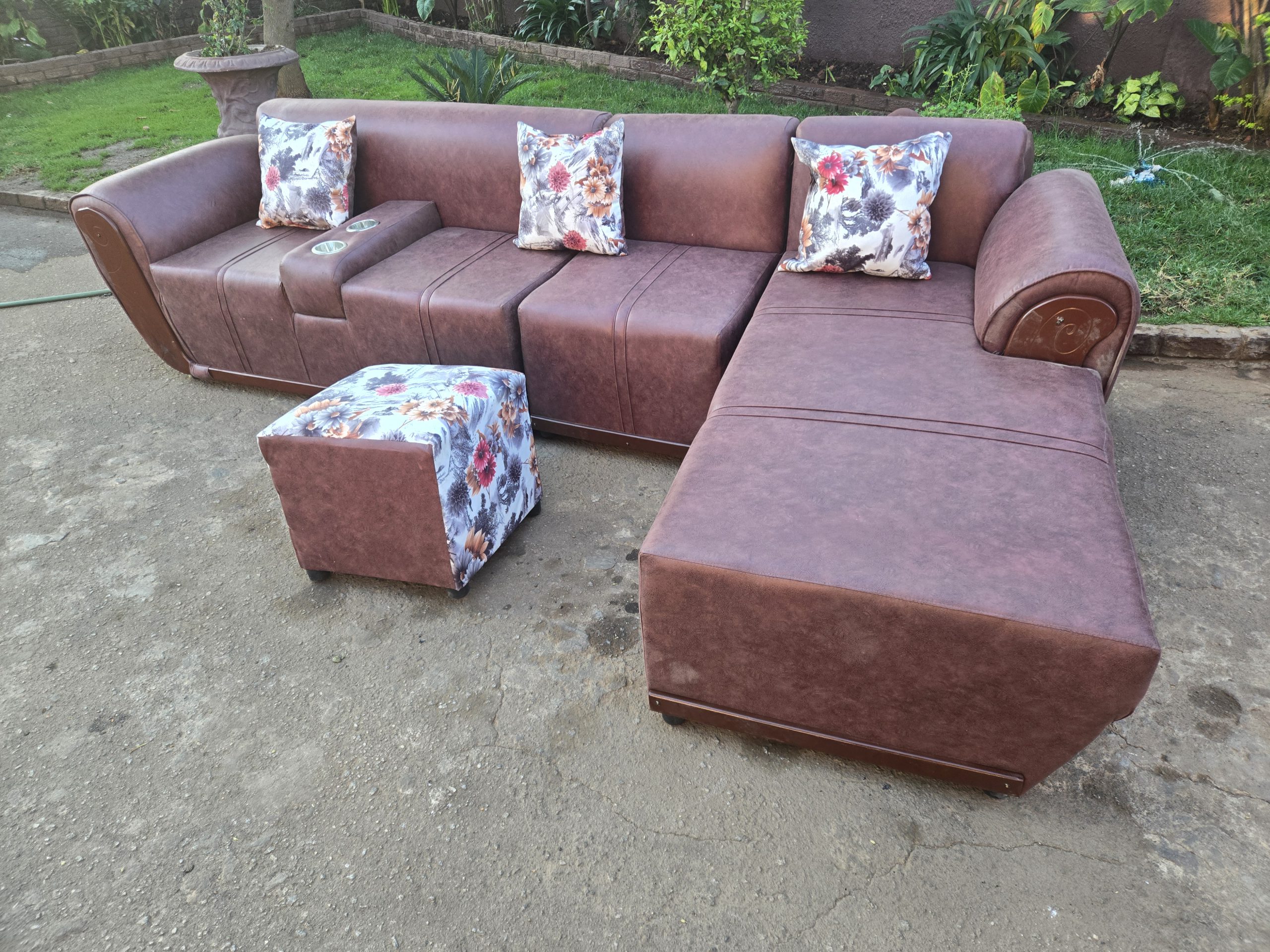 Small L Shape buffalo Material Sofa - Image 5