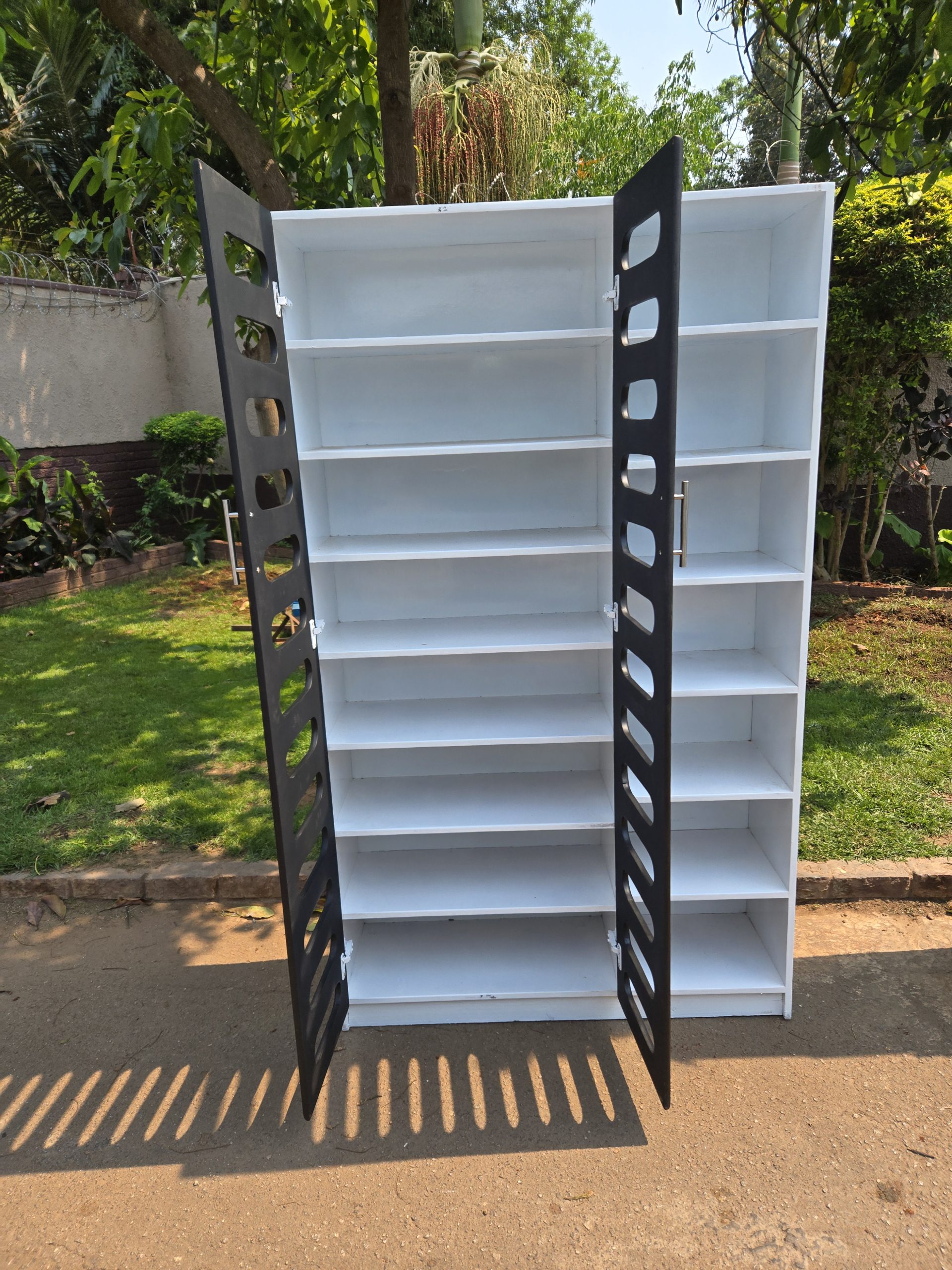 Executive Shoe Rack - Image 2