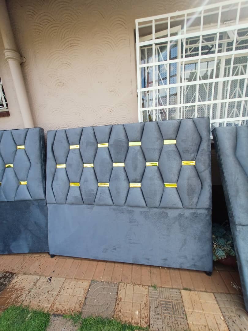 Heaboards with decor - Image 3