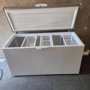 images (1) DEFY 530L ELECTRIC DEEP FREEZER